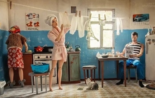 Фотограф  из Екатеринбурга Лара Вычужанина  в 2017 сделала проект с..0