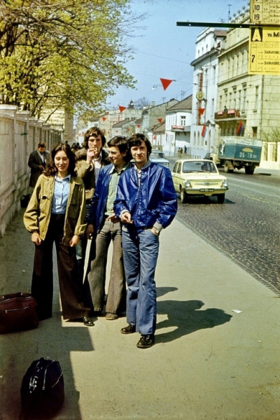 Комсомольцы . Львов , 1970-е .

Мы в ТГ..0