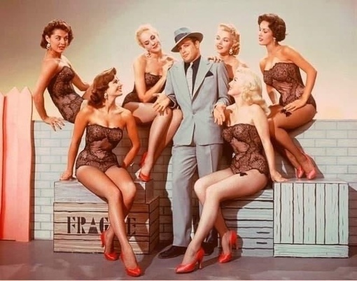 Марлон Брандо, 1955 год.

Мы в ТГ..0
