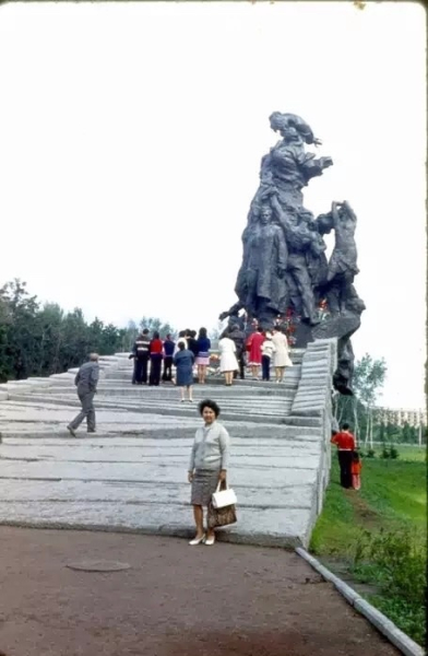 Памятник советским гражданам и военнопленным, расстрелянным в..0