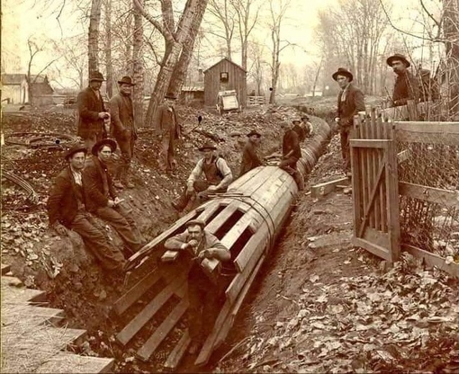 Прокладка труб в Льюситоне, штат Айдахо. 1891 г.

Мы в ТГ..0