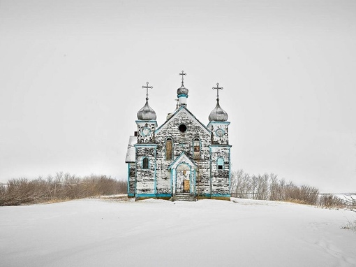 Заброшенные здания в канадской степи, провинция Саскачеван,..2