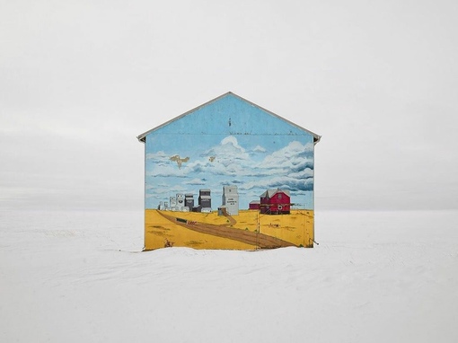 Заброшенные здания в канадской степи, провинция Саскачеван,..7