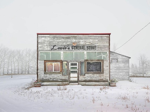 Заброшенные здания в канадской степи, провинция Саскачеван,..6