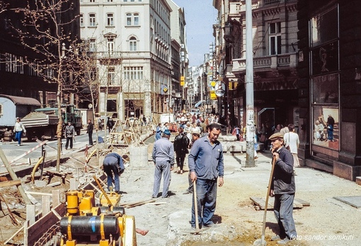 Жизнь в Будапеште, 1980-е годы, автор фото — Сандор Сомкути

Мы в ТГ..9