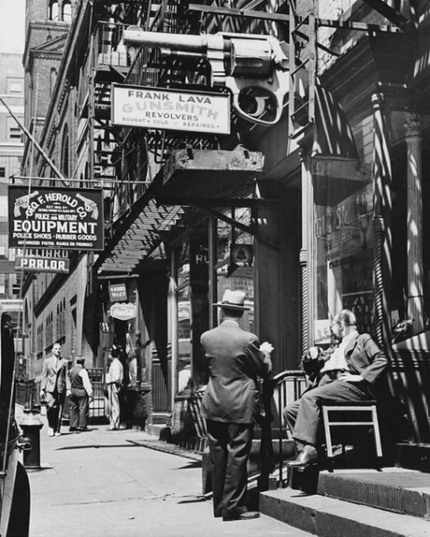 Центральный рынок в Нью-Йорке (1940)

Мы в ТГ..0