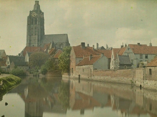 Теплые автохромные фотографии от Georges Gilon, 1913 год.

Мы в ТГ..4