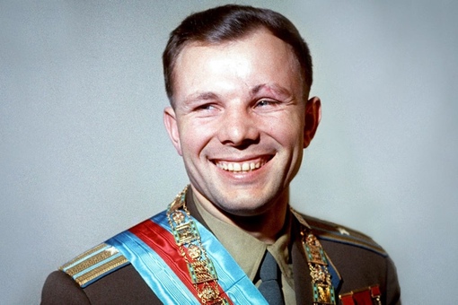 9 марта 1934 года родился Юрий Гагарин — человек, который первым в..5