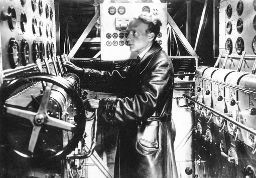 Гигантская летающая пассажирская лодка «Дорнье», 1930..3