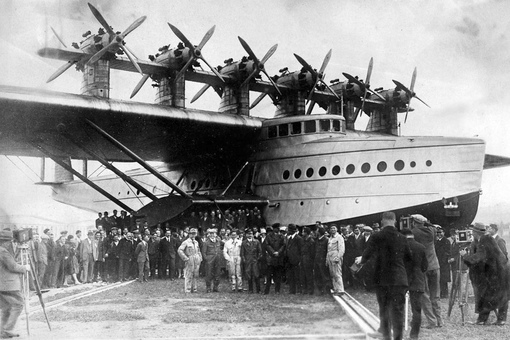 Гигантская летающая пассажирская лодка «Дорнье», 1930..5