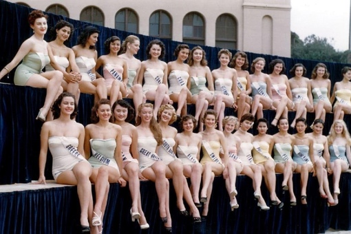 Первый конкурс Мисс Вселенная, Калифорния, 1952..0