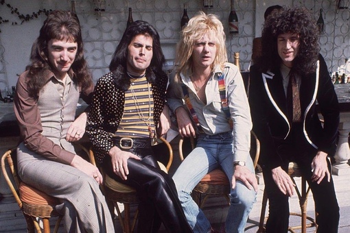 Queen, 1970

Мы в ТГ..0