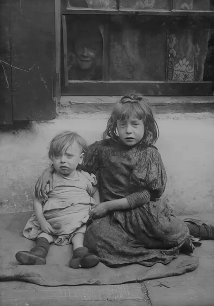 Жители трущоб викторианской Англии, 1900-е..0