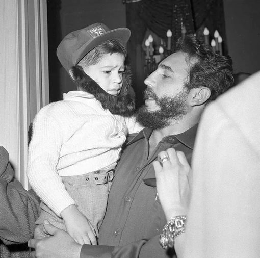 Фидель Кастро во время официального визита в США, 1959..8