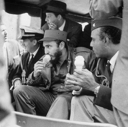 Фидель Кастро во время официального визита в США, 1959..3