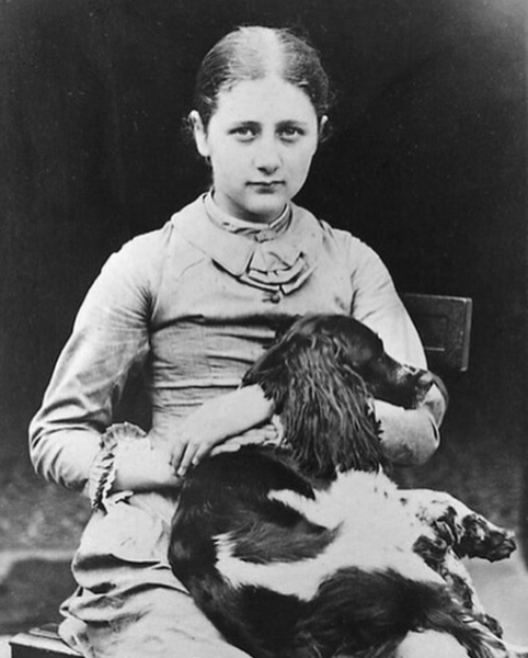 Юная писательница Беатрис Поттер со своей собакой,..0