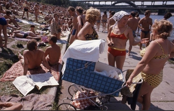Летний отдых на берегу Москвы-реки, 1970-е..1