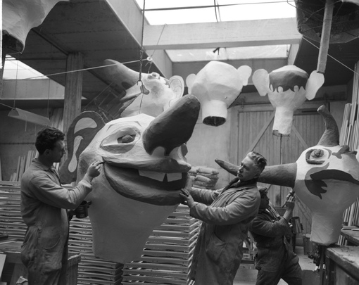 Подготовка к карнавалу, Ден Бош, Нидерланды, 13 февраля 1963..0