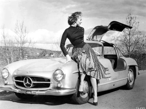 Софи Лорен и ее Mercedes-Benz 300SL Gullwing (конец 1950-х..1