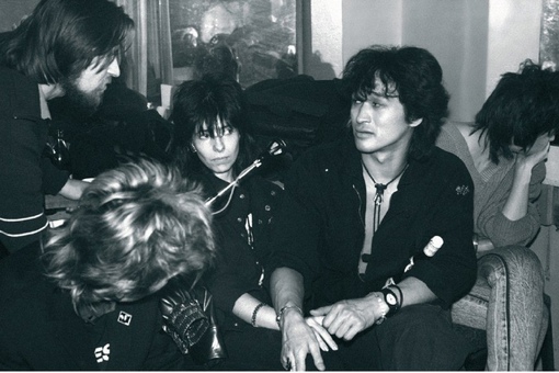 Виктор Цой на премьере фильма «АССА», 1988..0