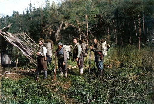 Владимир Арсеньев, Дерсу Узала, солдат Фокин и Чжан Бао (слева..0