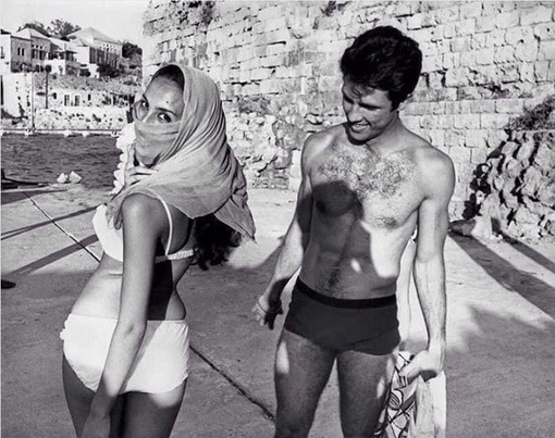 Жители( христиане) Бейрута на пляже . Ливан, 1965..0
