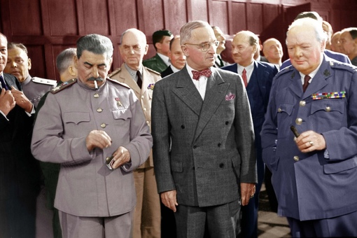 «Большая тройка» в Потсдаме, 1945..0