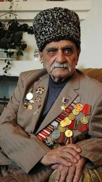 Исмаилов Абдулхаким Исакович в (1 июля 1916 — 17 февраля 2010) —..0