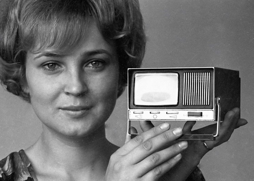 Мини-телевизор производства ПО «Монолит» .Витебск,1975..0