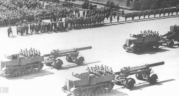 Парад на Красной площади 1 мая 1941 года, состоявшийся в 75-ю..3