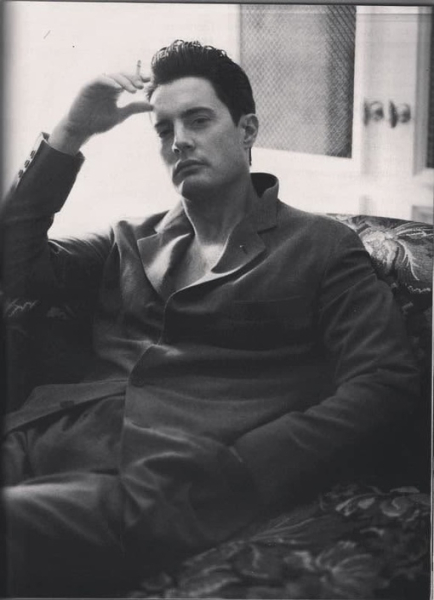 Прекрасный Кайл Маклахлен в фотосессии для L'Uomo Vogue, 1994..5
