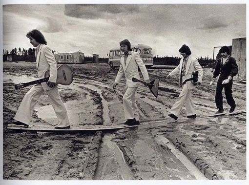 С концертом на буровую. Сургут, 1976..0