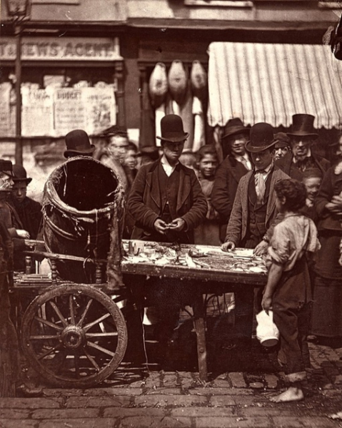 Уличные сценки Лондона, 1870-е, фото — Джон..4