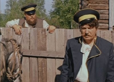 В апреля 1983 года, в кинотеатрах СССР начался показ..3