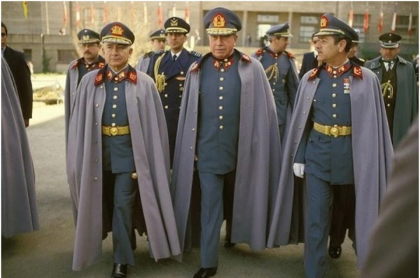 Аугусто Пиночет отправляется на торжества в честь своего..0