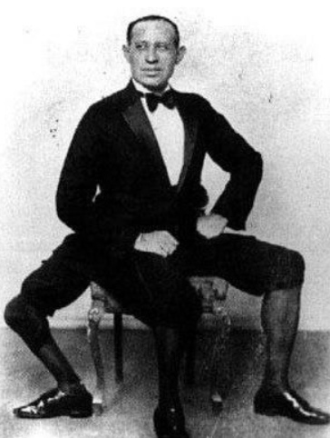 Фрэнк Лентини: человек с тремя ногами, завоевавший мир..0