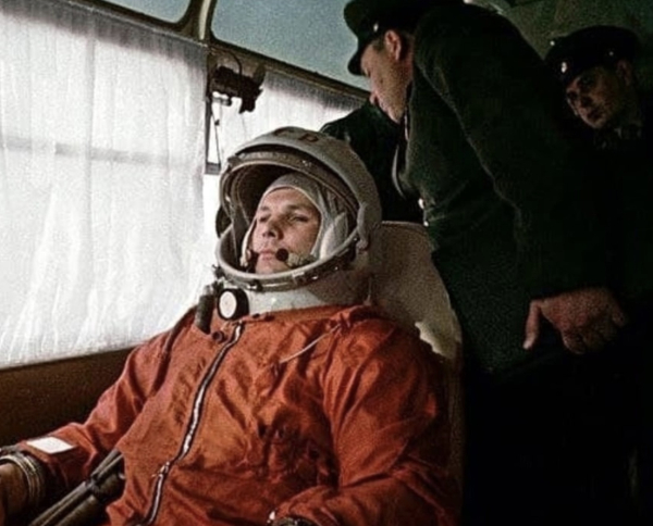 Юрий Гагарин: Последние слова перед неизвестностью

Во время..0