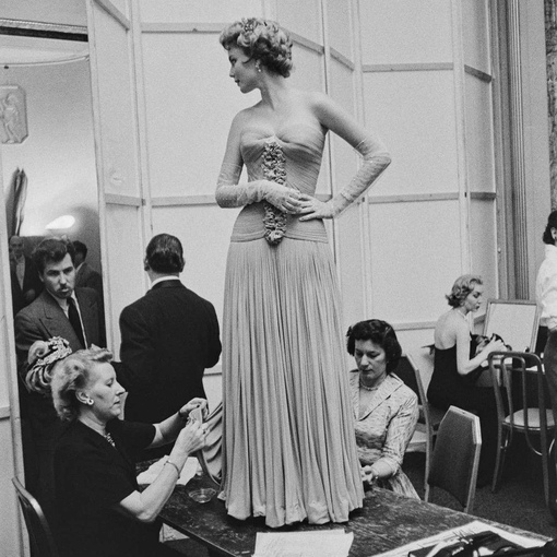 На балу дебютанток, 1950-е, фотограф — Слим..2