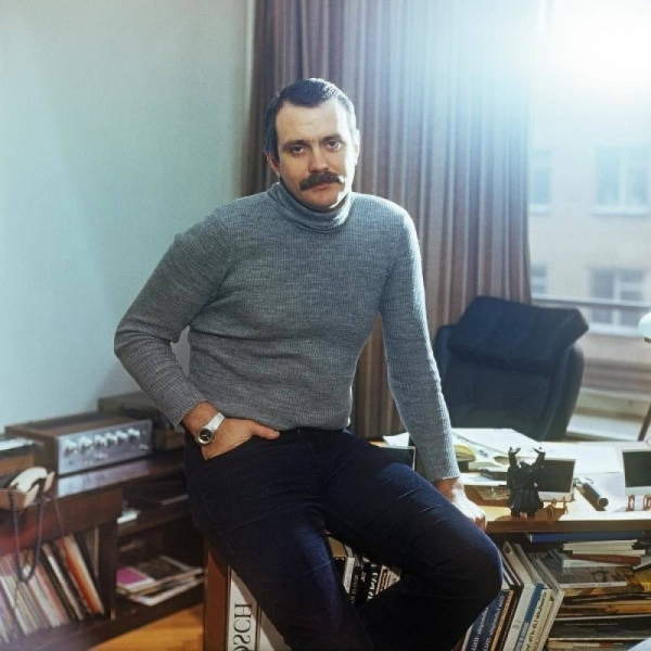 Никита Михалков. Москва, 1980..0