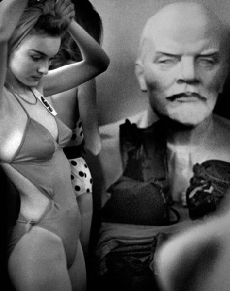 Первый в СССР конкурс красоты «Московская красавица» состоялся..5