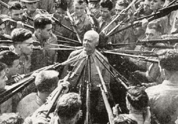 Полковник Энтони Джозеф Дрексель Биддл проявил удивительные..0