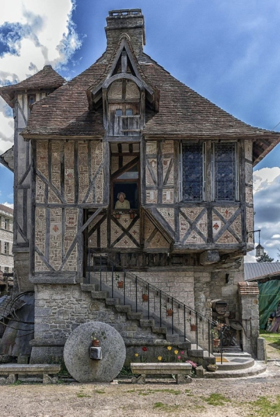 Средневековой дом, построенный в 1509 году, до сих пор стоит в..0