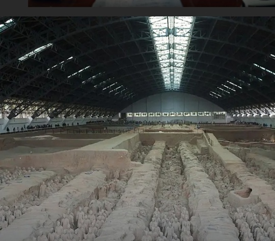 В мавзолее императора Шихуанди найден 16-тонный саркофаг,..0