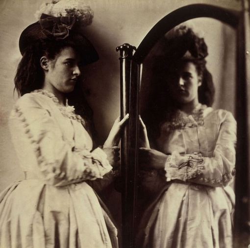 Женский портрет викторианской эпохи, 1860-е годы, фотограф — леди..1