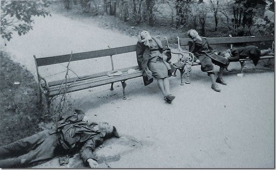 1945 год, Вена, фотограф Евгений Халдей рассказывал, что когда он..0