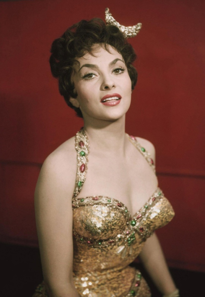 4 июля 1927 года родилась итальянская актриса Джина Лоллобриджида,..1