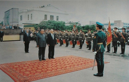 Ким Ир Сен у Ярославского вокзала в Москве ,1984 г..0