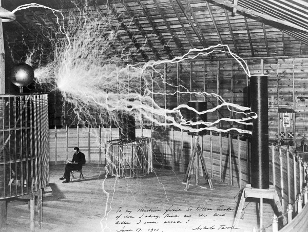 Никола Тесла в лаборатории в Колорадо-Спрингс, США, начало 1900-х..0