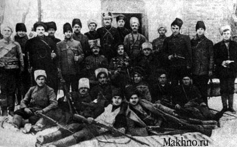 Отряд махновцев под командованием Ф. Щуся (в центре) в период..0