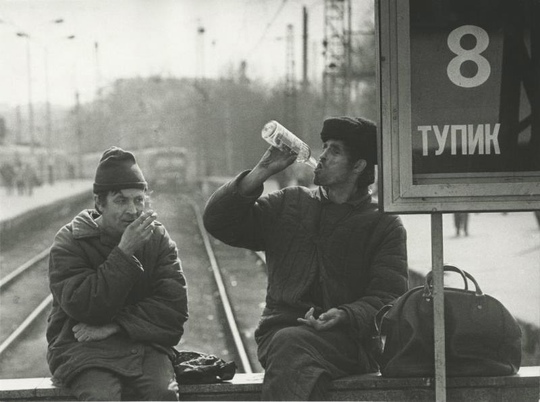 Тупик на Курском вокзале .Москва ,1989 г .

Автор фото : Виктор..0